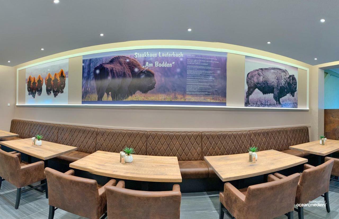 Hotel&Restaurant Am Bodden Putbus Buitenkant foto
